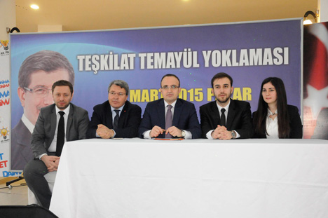 ak-parti-rize-temayul-yoklamasi-9.20150301175528.jpg