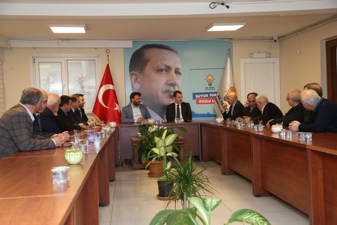 ak-parti-zeytinburnu-adayi-arisoy,-rize’den-gelen-yoneticilerle-bulustu-(4).jpg