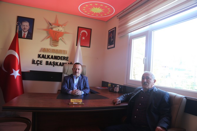 ak-partiden-aday-adayligini-aciklamaya-hazirlanan-refik-colak,-ilce-baskanligini-ziyaret-etti-(1).jpg