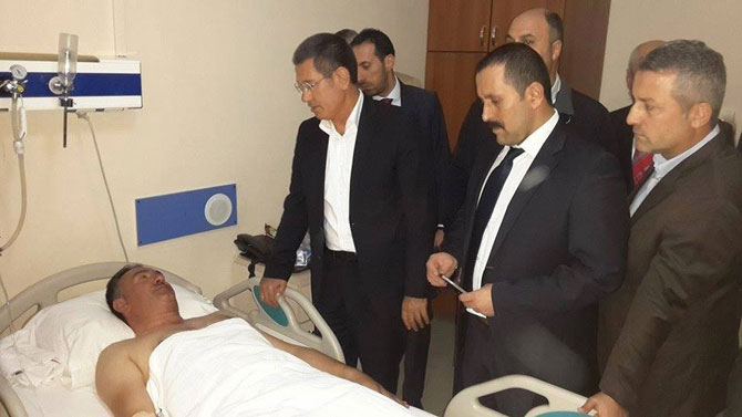 ak-partili-belediye-baskani-kazada-yaralandi.jpg ak-partili-belediye-baskani-kazada-yaralandi.jpg