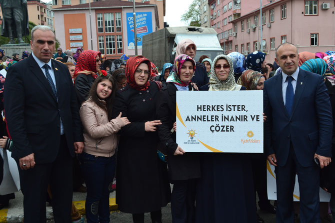 ak-partili-kadinlardan-rize’de-anneler-gunu-yuruyusu18.jpg