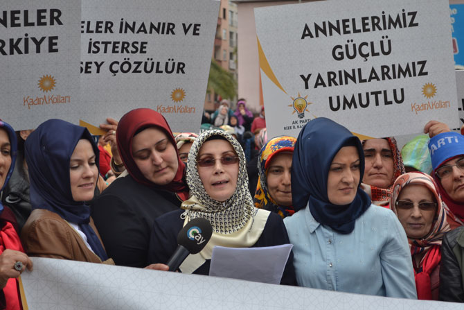ak-partili-kadinlardan-rize’de-anneler-gunu-yuruyusu7.jpg