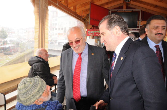 ak-rizenin-5’i-bir-arada-3.jpg ak-rizenin-5’i-bir-arada-3.jpg