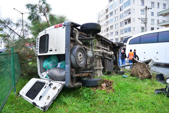 akcaabatta-trafik-kazasi-1-yarali-(3).jpg