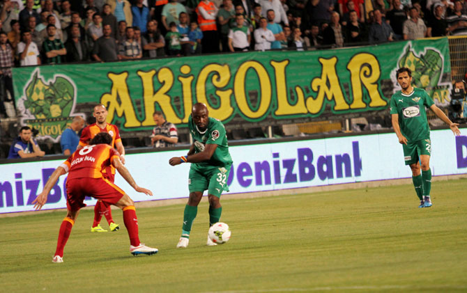 akhisar-belediyespor-galatasaray-maci1.jpg akhisar-belediyespor-galatasaray-maci1.jpg