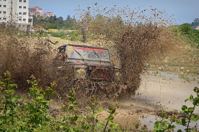 aksu-festivalinde-off-road-yarislari-nefes-kesti-(2)-001.jpg
