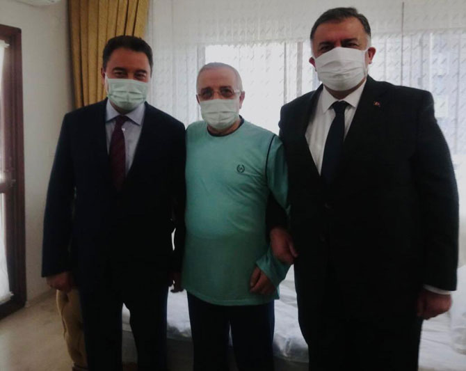 ali-babacan-metin-erdogani-ziyaret-etti-001.jpg