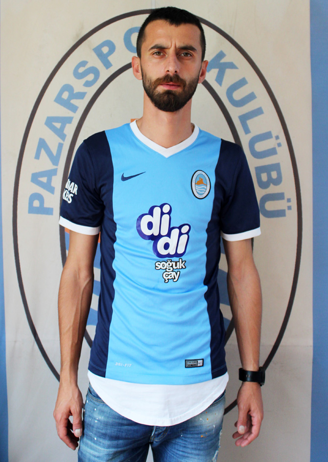 ali-ozgur-basa-pazarsporda.jpg ali-ozgur-basa-pazarsporda.jpg