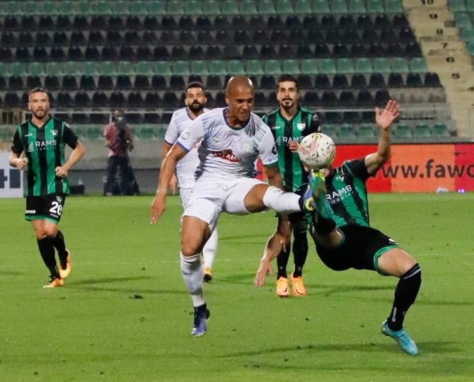altas-denizlispor-caykur-rizespor-9.jpg