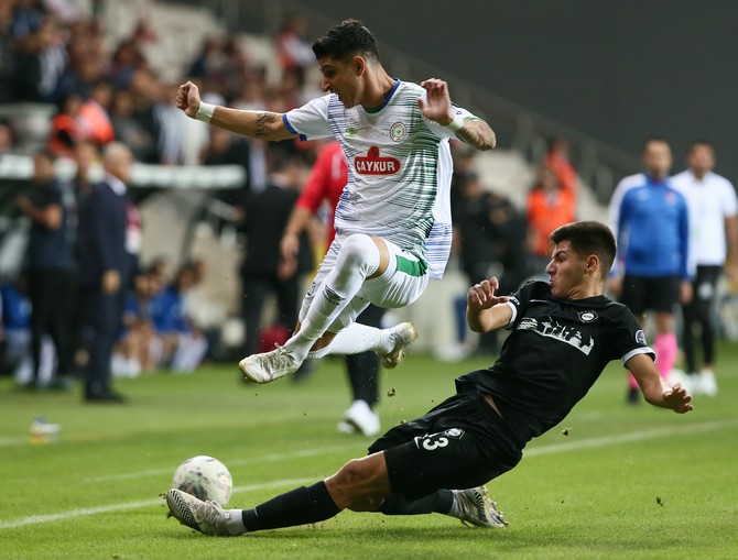altay-ile-caykur-rizespor-alsancak-mustafa-denizli-stadinda-karsilasti-4.jpg