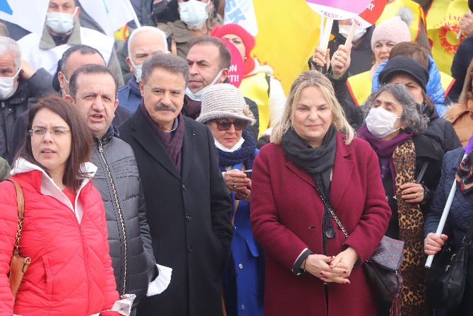 amasya-artvin-bayburt-corum-giresun-gumushane-ordu-rize-sinop-tokat-ve-trabzondan-samsuna-gelen-kamu-emekcileri-sendikalari-konfederasyonukesk-uyeleri-yuruyus-ve-miting-yapti-5.jpg