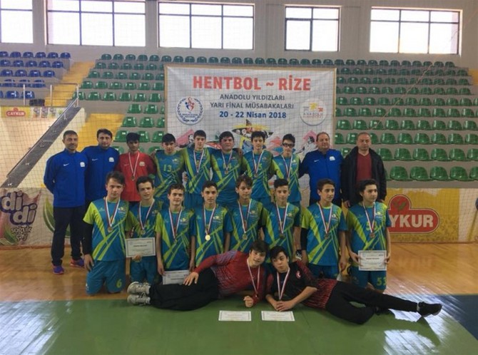 anadolu-yildizlar-ligi-hentbol-turkiye-yari-finalleri-musabakalari-(2).jpg