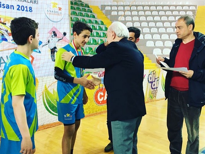 anadolu-yildizlar-ligi-hentbol-turkiye-yari-finalleri-musabakalari-(3).jpg