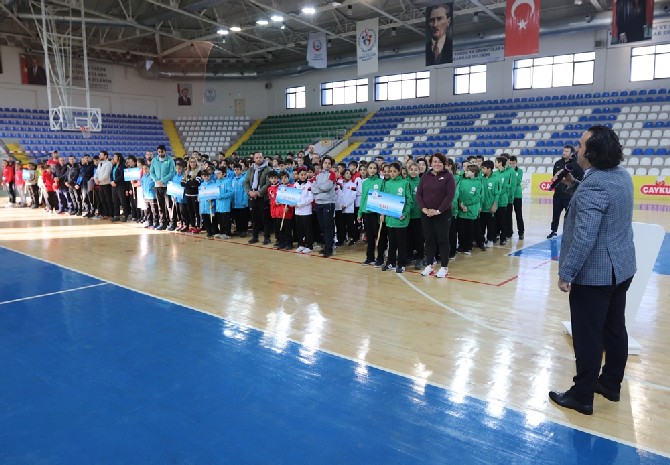 analig-basketbol-grubu-musabakalari-rize’de-basladi-(8).jpg