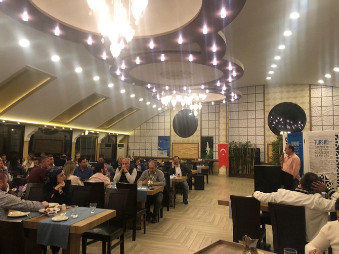 ankarali-seyahat-acente-sahipleri-rize-ve-ozellikle-ayder-yaylasindaki-otel-temsilcileriyle-hasimoglu-otel’de-verilen-iftar-yemeginde-bir-araya-geldi-(7)-002.jpg