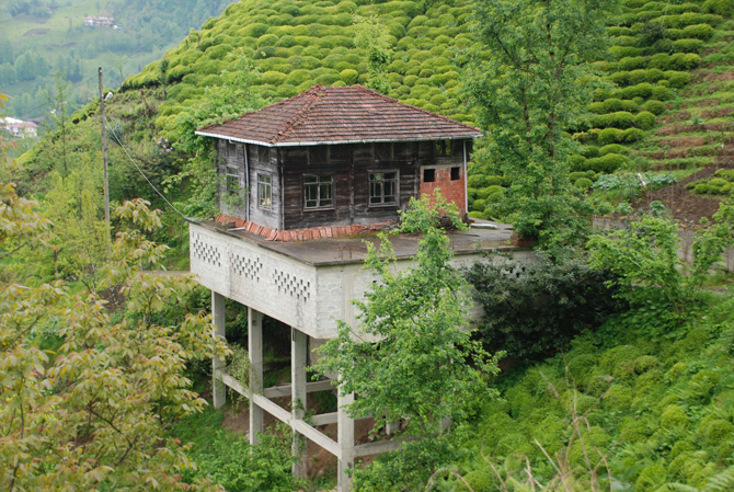 anne-yadigari-evi-yikamayinca-catiya-tasidi1.jpg anne-yadigari-evi-yikamayinca-catiya-tasidi1.jpg