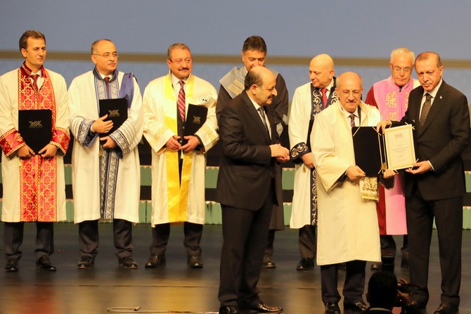 arastirma-universitesi-olarak-belirlenen-universiteler-cumhurbaskani-erdogan-tarafindan-aciklandi-(7).jpg
