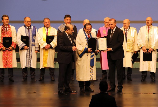 arastirma-universitesi-olarak-belirlenen-universiteler-cumhurbaskani-erdogan-tarafindan-aciklandi-(9).jpg