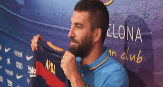 arda-turan-barcelonaya-imzayi-atti.jpg arda-turan-barcelonaya-imzayi-atti.jpg