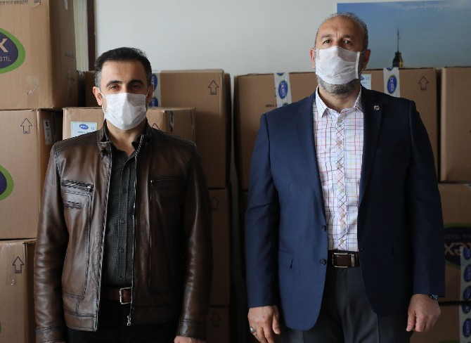 ardesen-egitim-kultur-ve-dayanisma-vakfindan-100-bin-liralik-tibbi-malzeme-destegi-(11).jpg