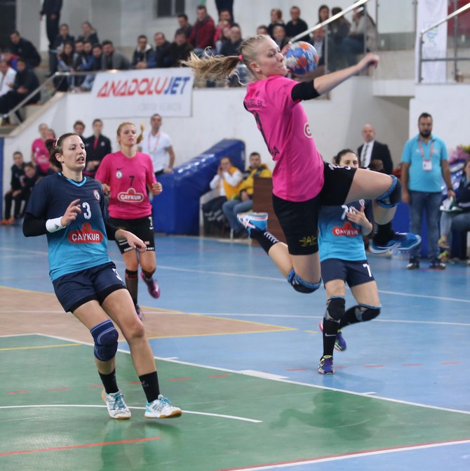 ardesen-genclik-zagnosspor-(5).jpg
