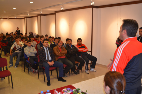 ardesen-gsk,-spor-lisesi-ogrencileriyle-bulustu3.jpg ardesen-gsk,-spor-lisesi-ogrencileriyle-bulustu3.jpg