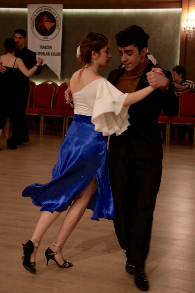 arjantin-tango-kuluplerarasi-turkiye-sampiyonasi,-trabzonda-yapildi-(3).jpg
