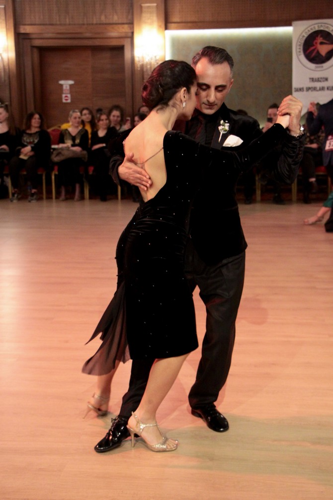 arjantin-tango-kuluplerarasi-turkiye-sampiyonasi,-trabzonda-yapildi-(7).jpg