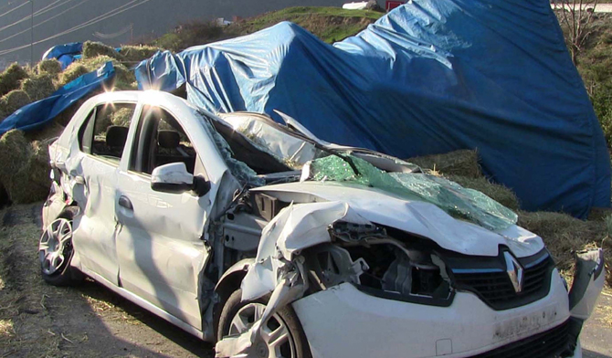 artvin’de-trafik-kazasi,-4-yarali-2.jpg
