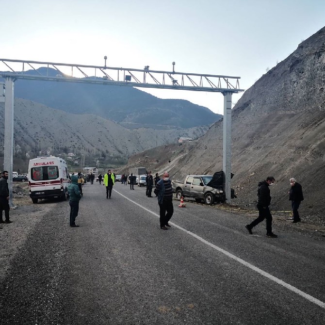 artvin’de-trafik-kazasi-1-olu,1-yarali-(1).jpg