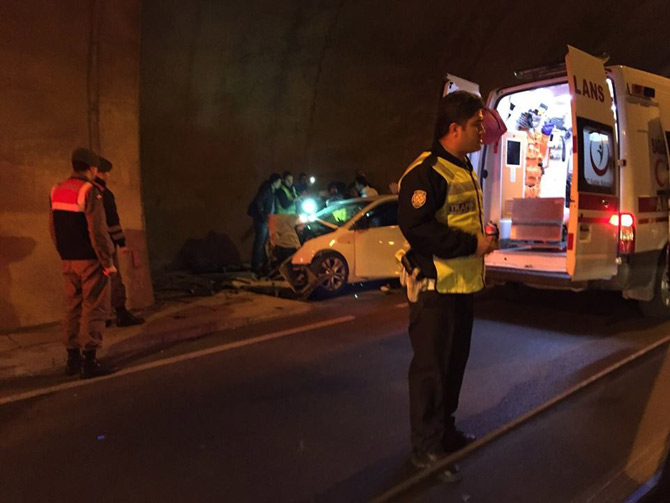 artvin’de-trafik-kazasi-1-olu-1.jpg artvin’de-trafik-kazasi-1-olu-1.jpg