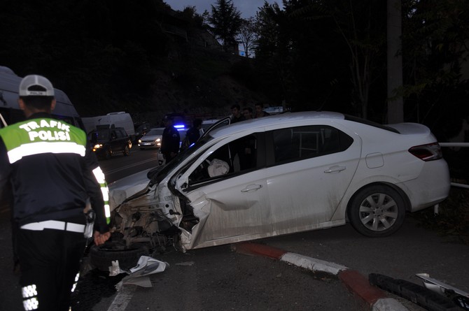 artvin’de-trafik-kazasi-2-yarali-(2).jpg