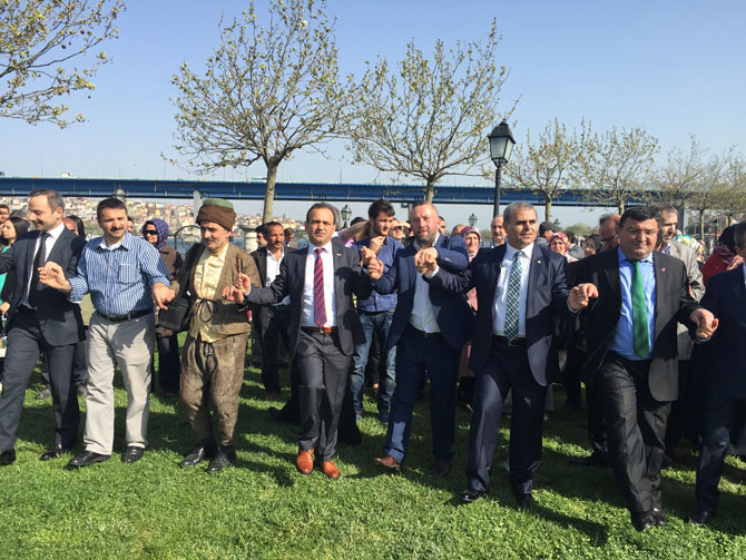 artvin-gunleri’nde-atabari-rekoru-kirildi-1.jpg artvin-gunleri’nde-atabari-rekoru-kirildi-1.jpg