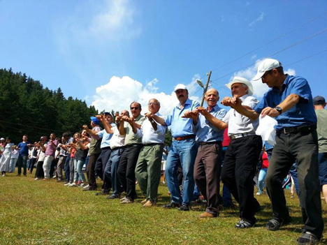 artvin-gunleri’nde-geleneksel-koy-dugunu-yapilacak5.jpg artvin-gunleri’nde-geleneksel-koy-dugunu-yapilacak5.jpg