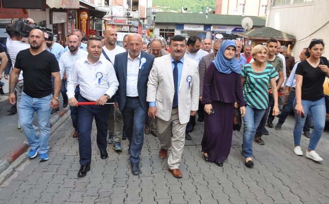 artvin-kafkasor-festivali-bogali-kortej-yuruyusu-ile-basladi-(4).jpg
