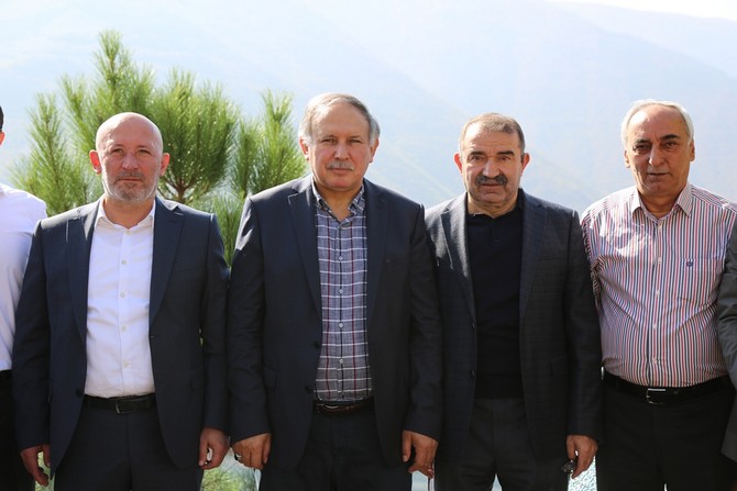 artvin-valisi-omer-doganay-baskanliginda-dsi-toplanti-salonunda-duzenlenen-kamu-yatirimlari-degerlendirme-ve-istisare-toplantisi-(5).jpg