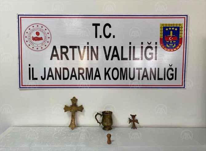 artvinde-tarihi-eser-kacakc.jpg