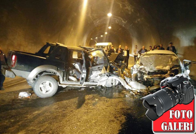 artvinde-tunelde-trafik-kazasi-3-olu,-3-yarali-foto-galeri.jpg
