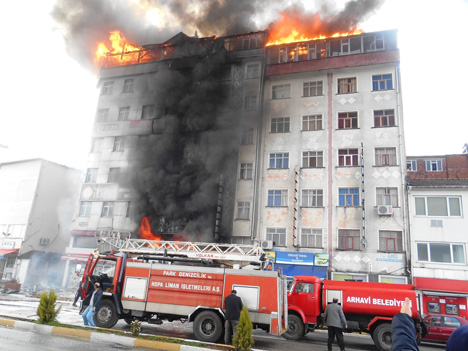 artvinde-yangina-tomali-mudahale9.jpg artvinde-yangina-tomali-mudahale9.jpg