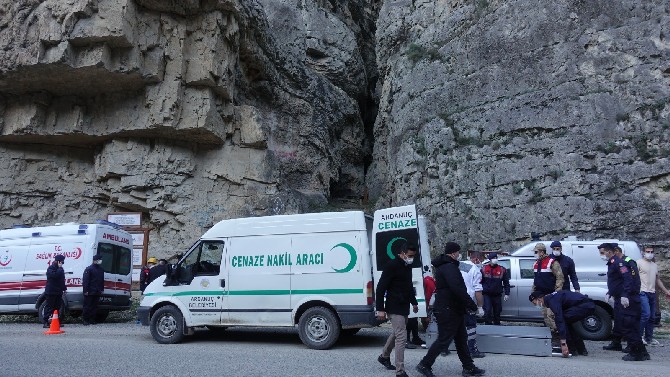 artvindeki-cehennem-deresi-kanyonunda-supheli-olum-(1).jpg