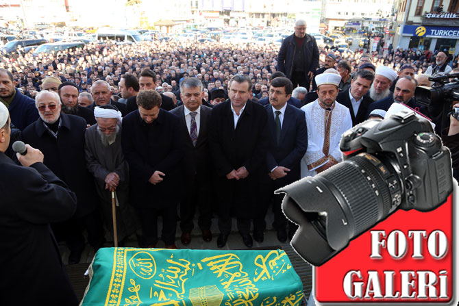 asf-avcinin-cenazesi-rize-seyh-camii.jpg asf-avcinin-cenazesi-rize-seyh-camii.jpg