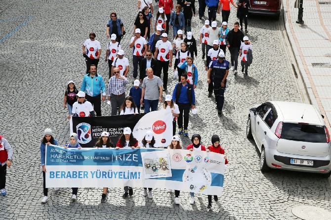 avrupa-hareketlilik-haftasi-kapsaminda-tum-dunyada-ve-yurtta-oldugu-gibi-rize’de-de-organize-edilen-etkinlikler-devam-ediyor-(3).jpg