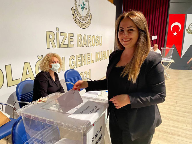 avukat-zeynep-ozturk-rize-barosu-olagan-genel-kurulu-jpg-2.jpg