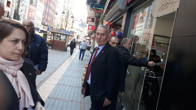 ayhan-akyuz-secim-ziyaretleri-rize-(3).jpg