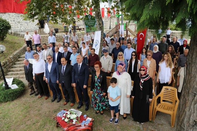 baba-reis-ekrem-orhon-vefatinin-36.-yildonumunde-mezari-basinda-anildi-(1).jpg