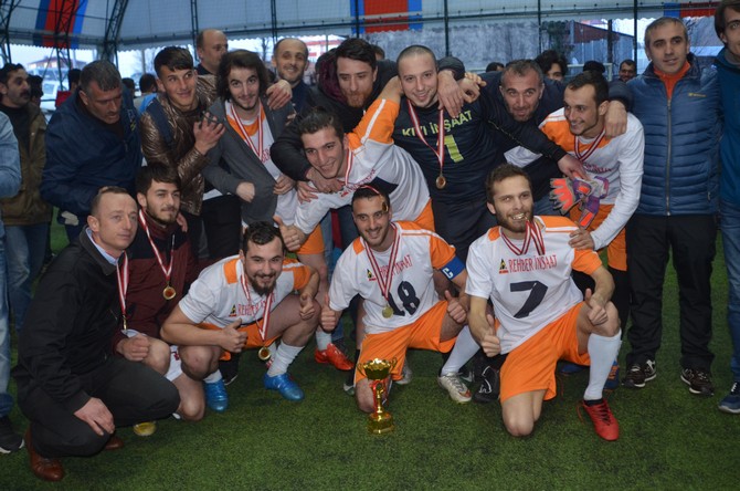 bakader’in-sehitler-adina-duzenledigi-turnuva-sona-erdi-(5).jpg