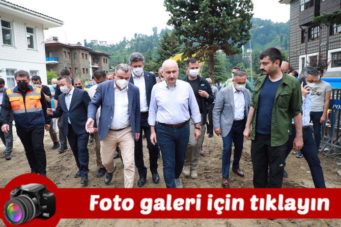 bakan-karaismailoglu-guneysuda-afet-bolgesinde-incelemelerde-bulundu.jpg