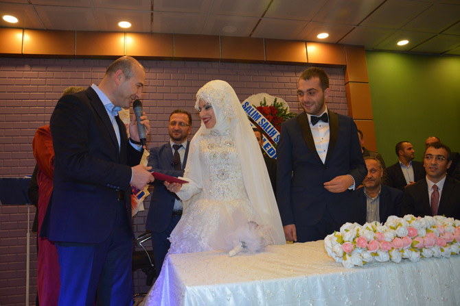 bakan-suleyman-soylu,-nikah-sahidi-oldu-2.jpg