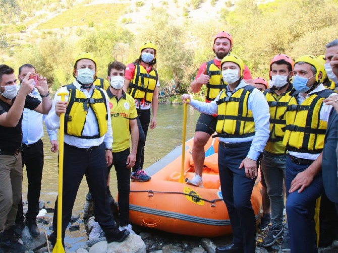 bakan-suleyman-soylu-katoda-rafting-yapti-(4).jpg