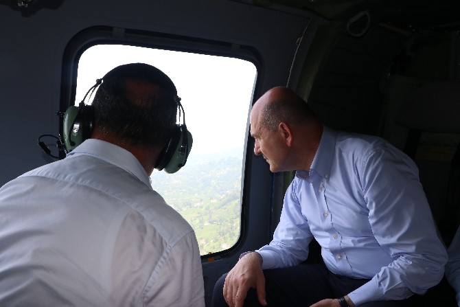 bakanlar-soylu-ve-kurum-rizede-sel-ve-heyelanin-etkili-oldugu-alanlari-havadan-inceledi-1.jpg